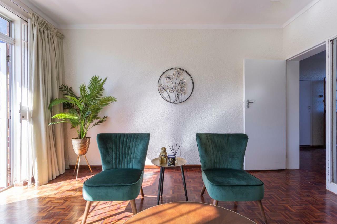 Camps Bay Holiday Apartments Cape Town Exterior photo