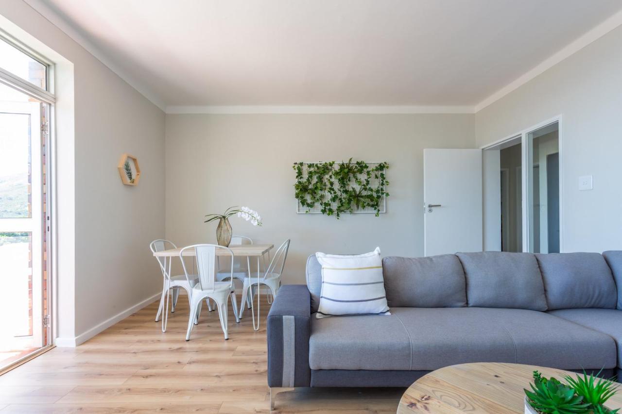 Camps Bay Holiday Apartments Cape Town Exterior photo