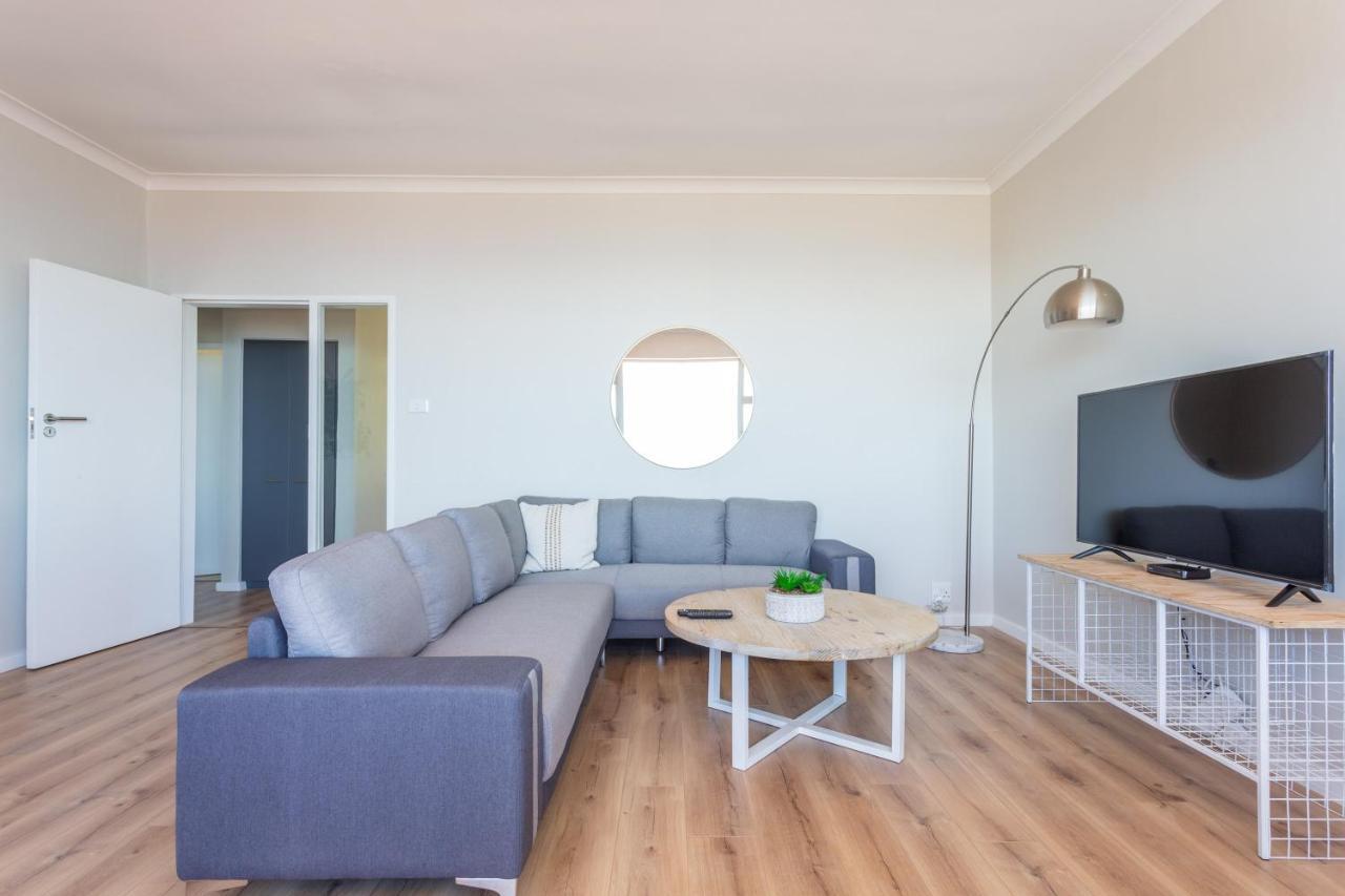 Camps Bay Holiday Apartments Cape Town Exterior photo